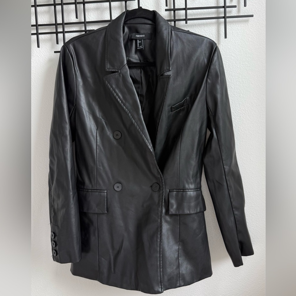Forever 21 Black Faux Leather Blazer Jacket Women’s Small Double Breasted